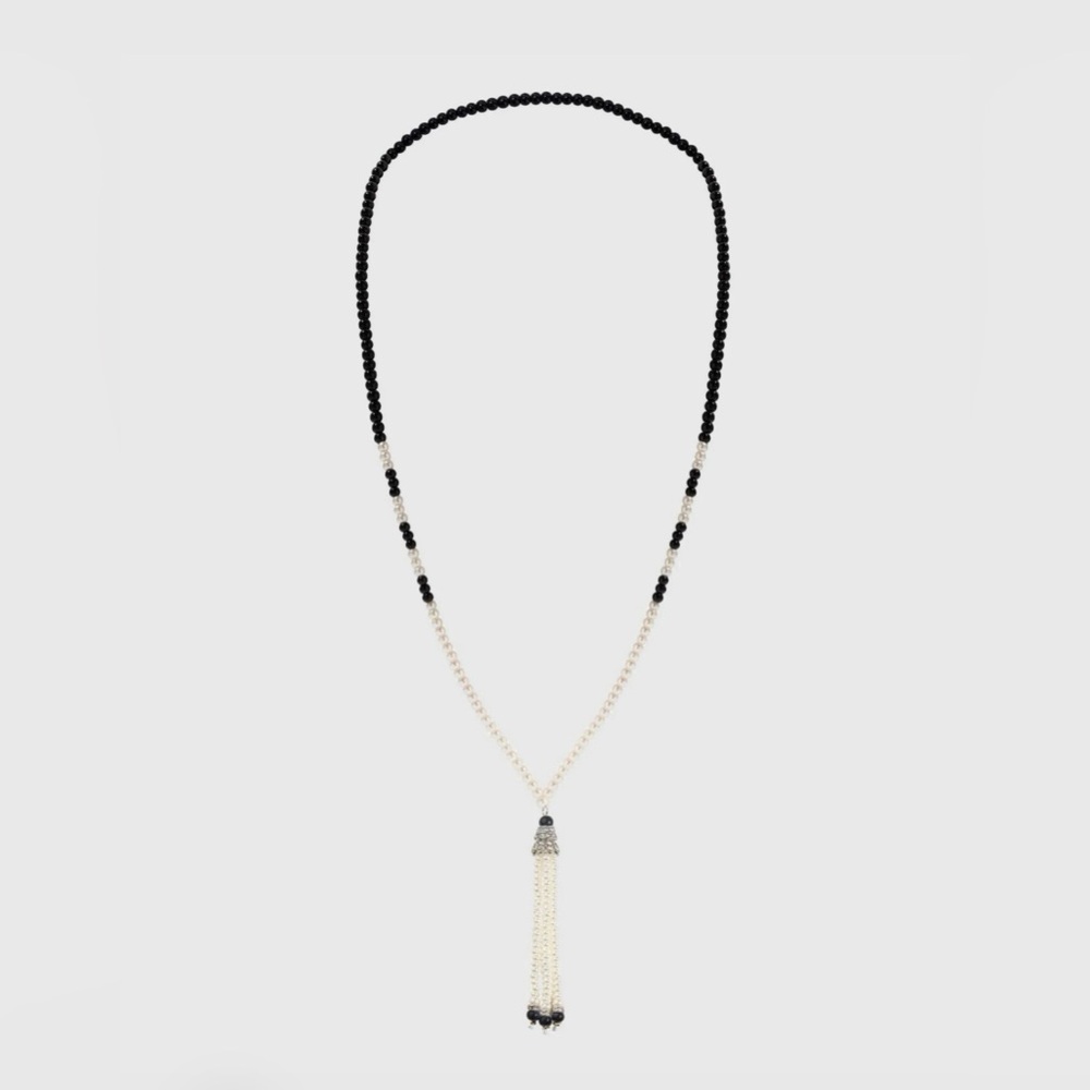 Vintage inspired pearl tassel necklace by Babeyond